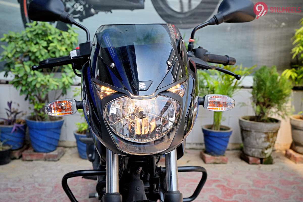 Bajaj Pulsar 125 Head Light