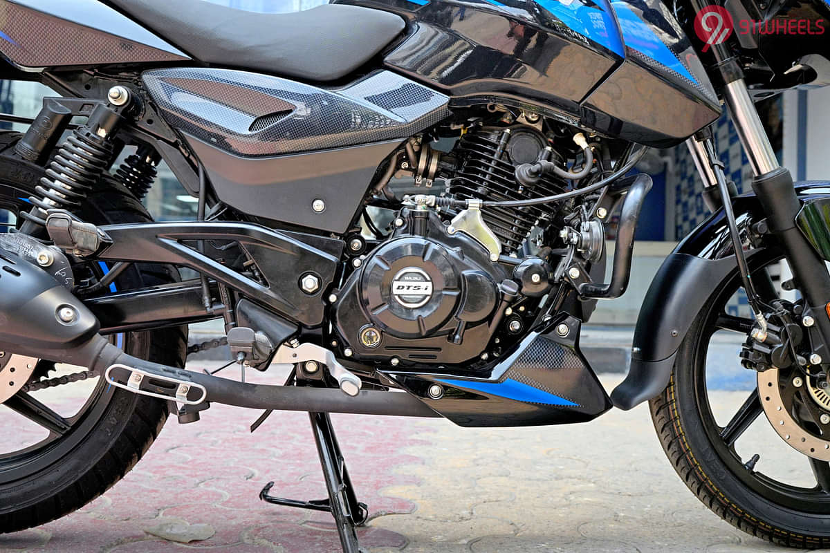 Bajaj Pulsar 125 Engine From Right