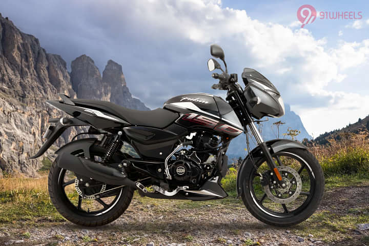 Bajaj Pulsar 150 Single Disc Right Side View