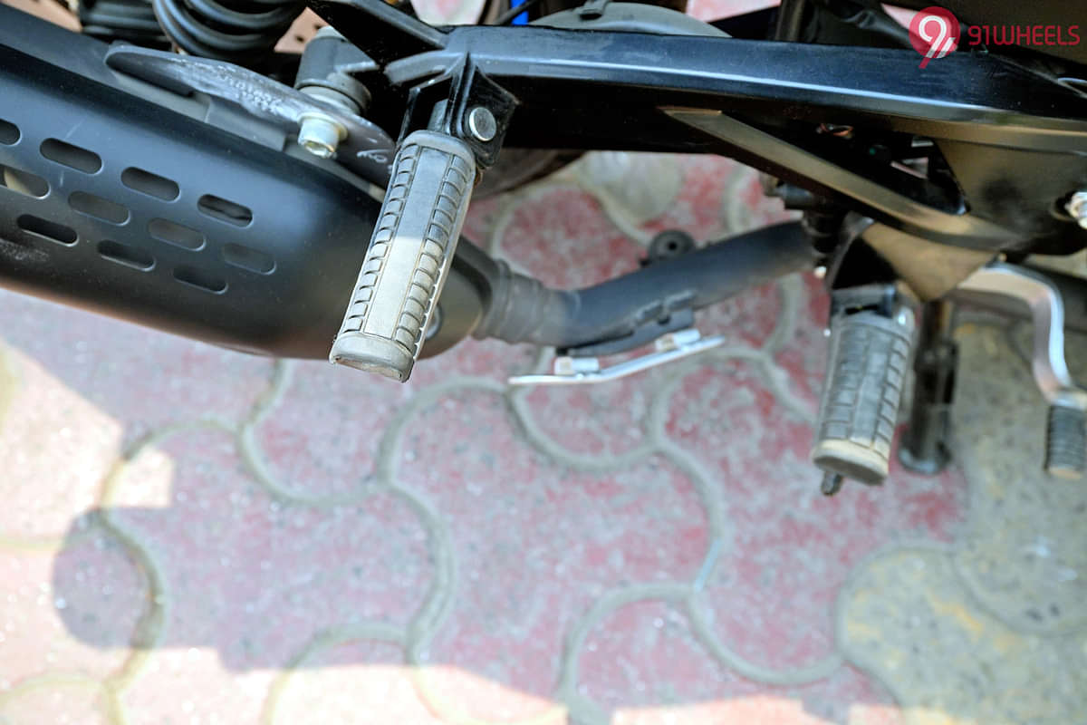 Bajaj Pulsar 150 Twin Disc Rider Footpeg