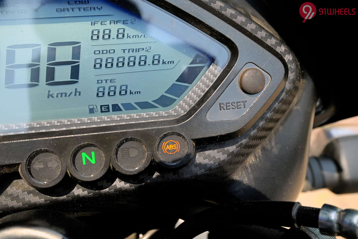 Bajaj Pulsar 150 Twin Disc Fuel Gauge