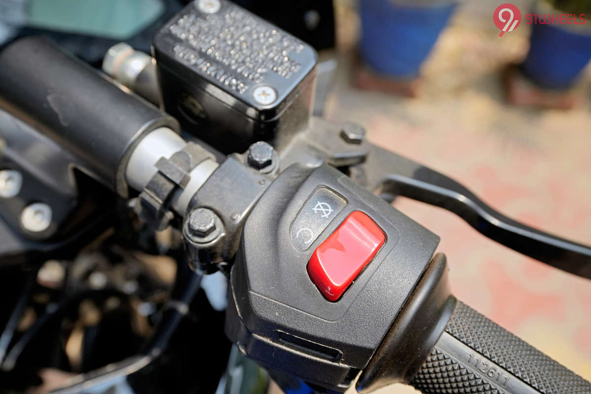 Bajaj Pulsar 220F Emergency Off Switch/Kill Switch