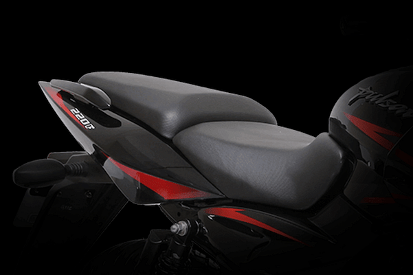 Bajaj Pulsar 220F 2023 Seat