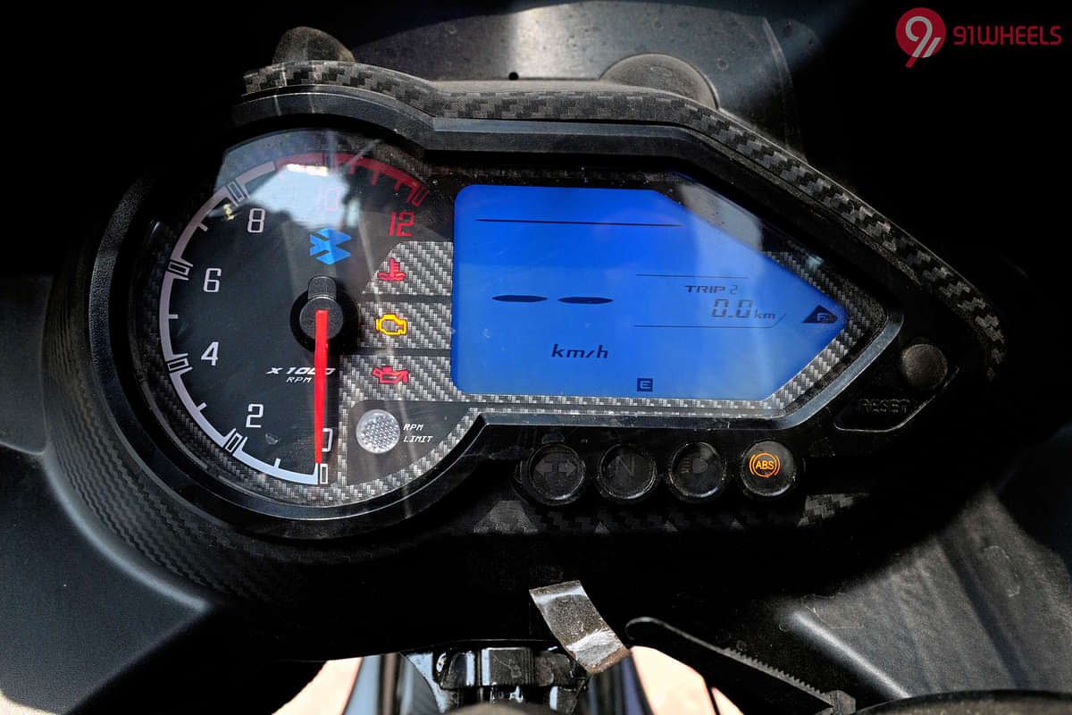 Bajaj Pulsar 220F TFT / Instrument Cluster