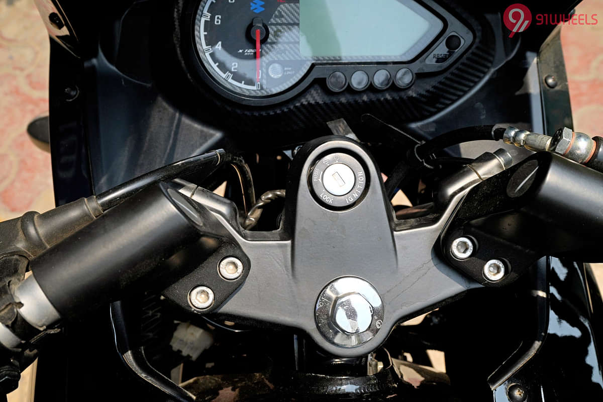 Bajaj Pulsar 220F Ignition Switch