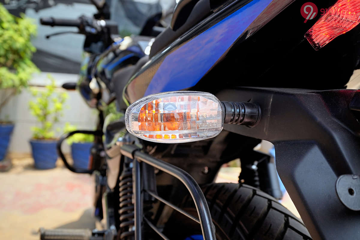 Bajaj Pulsar 220F Rear Turn Indicators