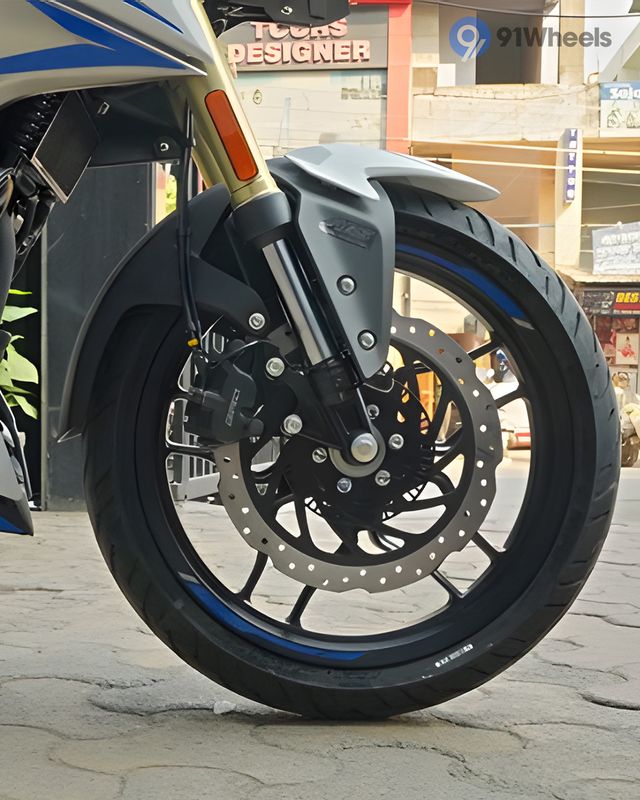 Pulsar N250 Front WHeel