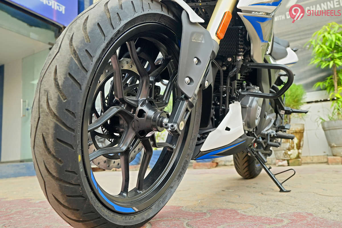 Bajaj Pulsar  N250 Front Tyre