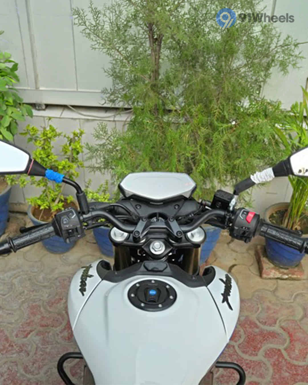 Bajaj Pulsar  N250 image