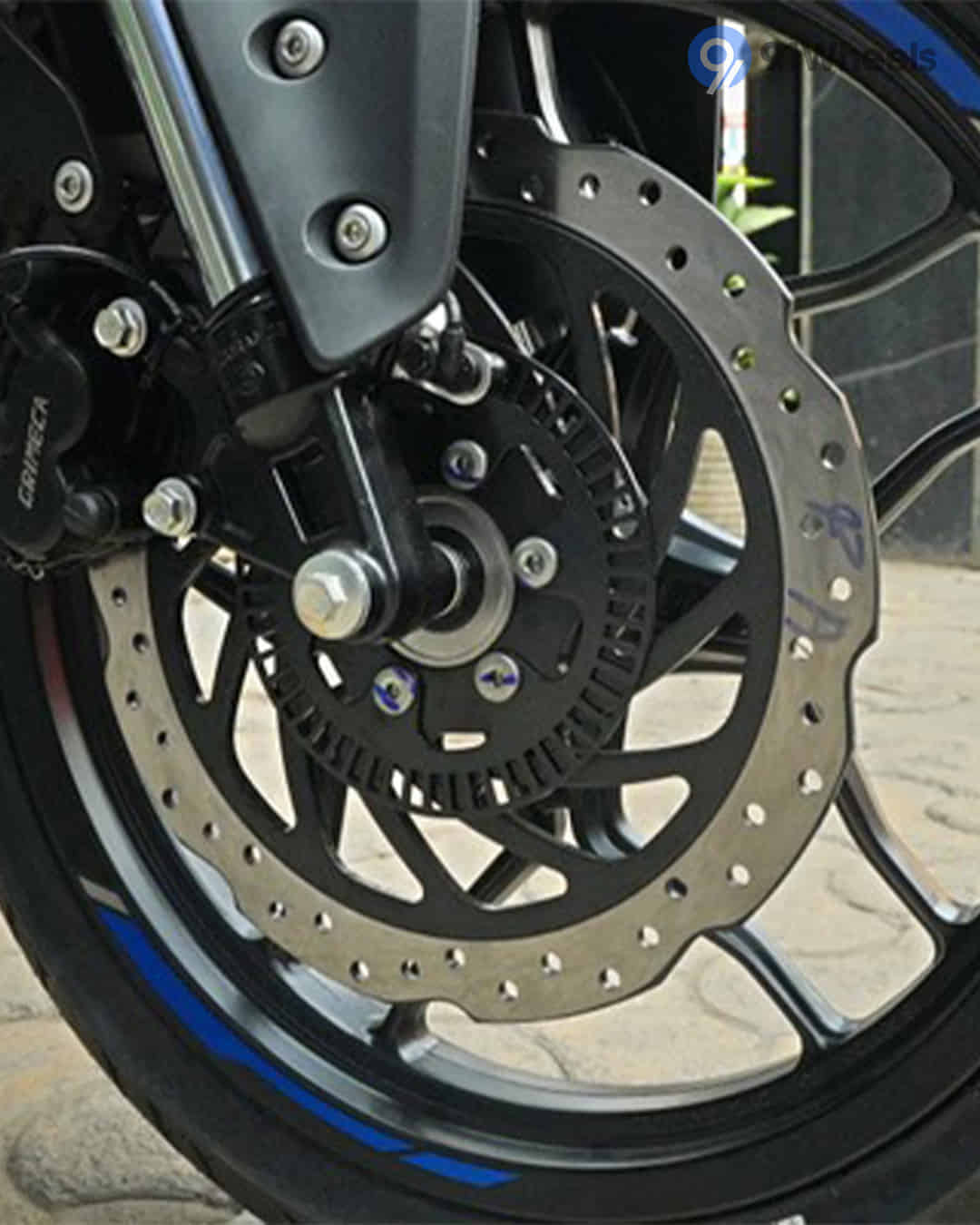 Bajaj Pulsar  N250 image