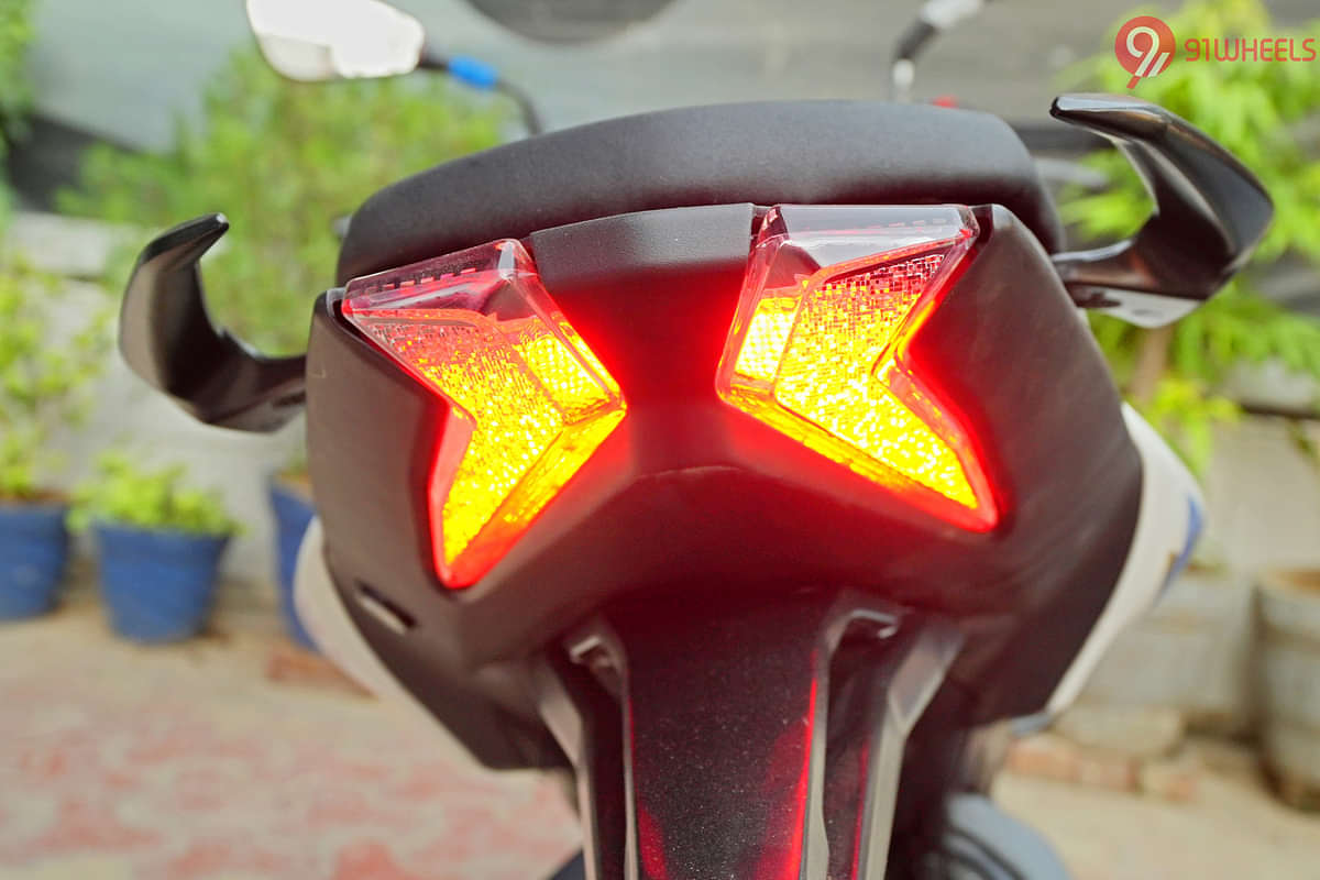 Bajaj Pulsar  N250 Tail Light
