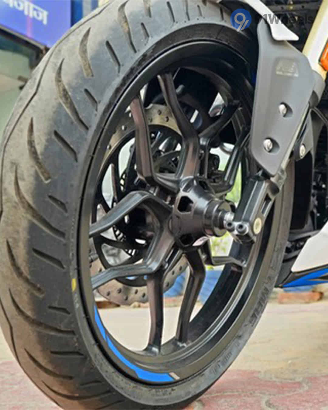 Bajaj Pulsar  N250 image