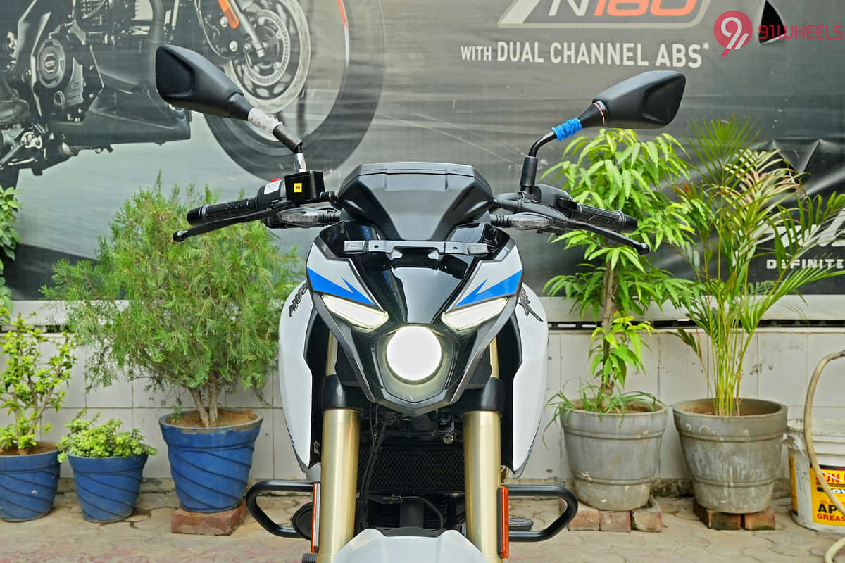 Bajaj Pulsar  N250 Head Light