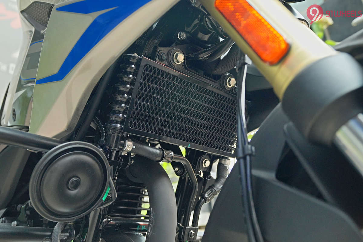Bajaj Pulsar  N250 Radiator