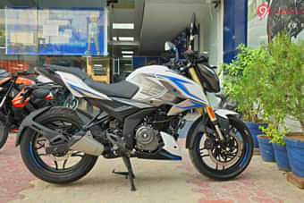 Bajaj Pulsar  N250 Right Side View