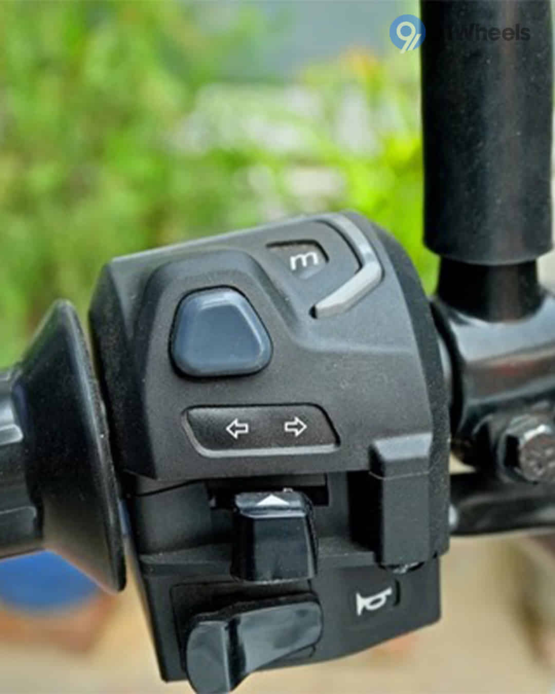 Bajaj Pulsar  N250 image