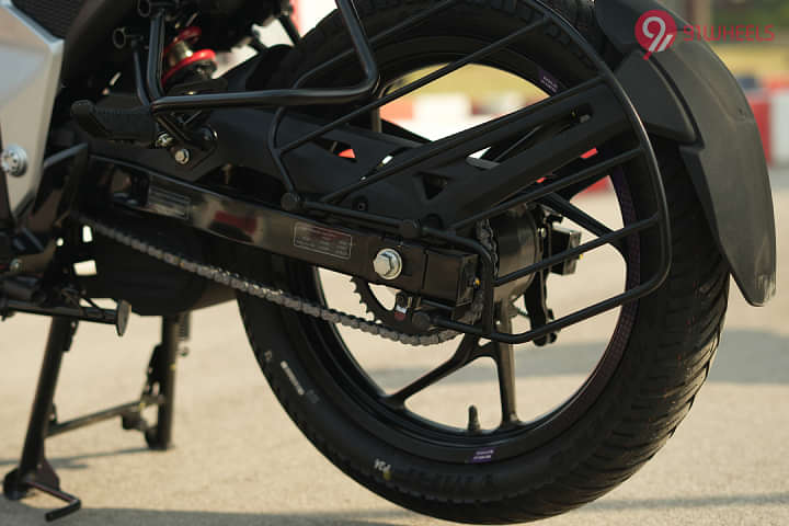 Bajaj Pulsar N125 Chain Cover