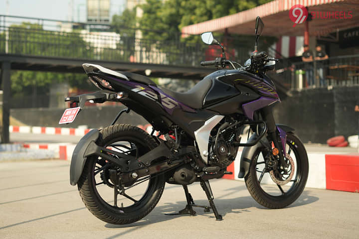 Bajaj Pulsar N125 Right Rear Three Quarter