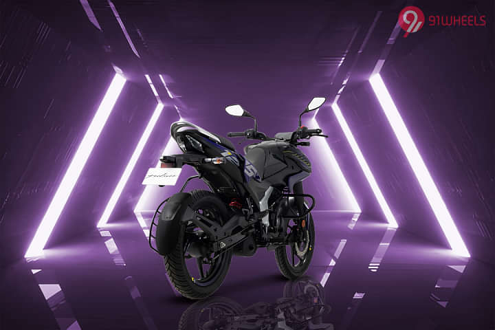 Bajaj Pulsar N125 Right Rear Three Quarter