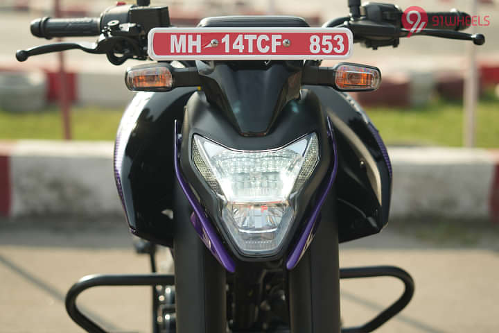 Bajaj Pulsar N125 Head Light