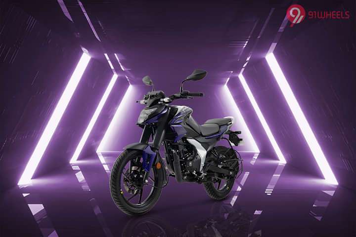 Bajaj Pulsar N125 Left Front Three Quarter