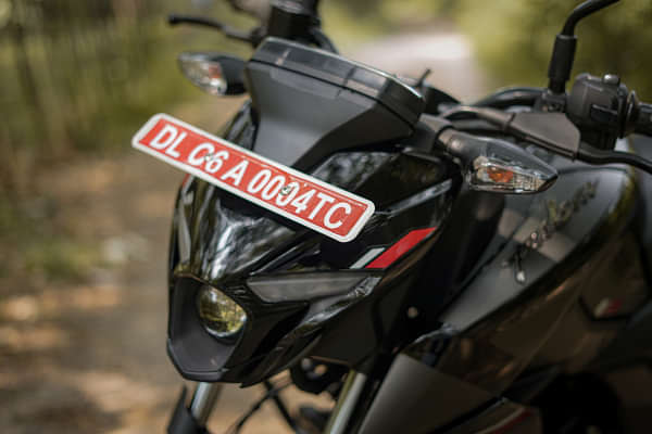 Bajaj Pulsar N150 Head Light