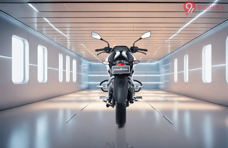 Bajaj Pulsar N150 2023-2025 Rear View