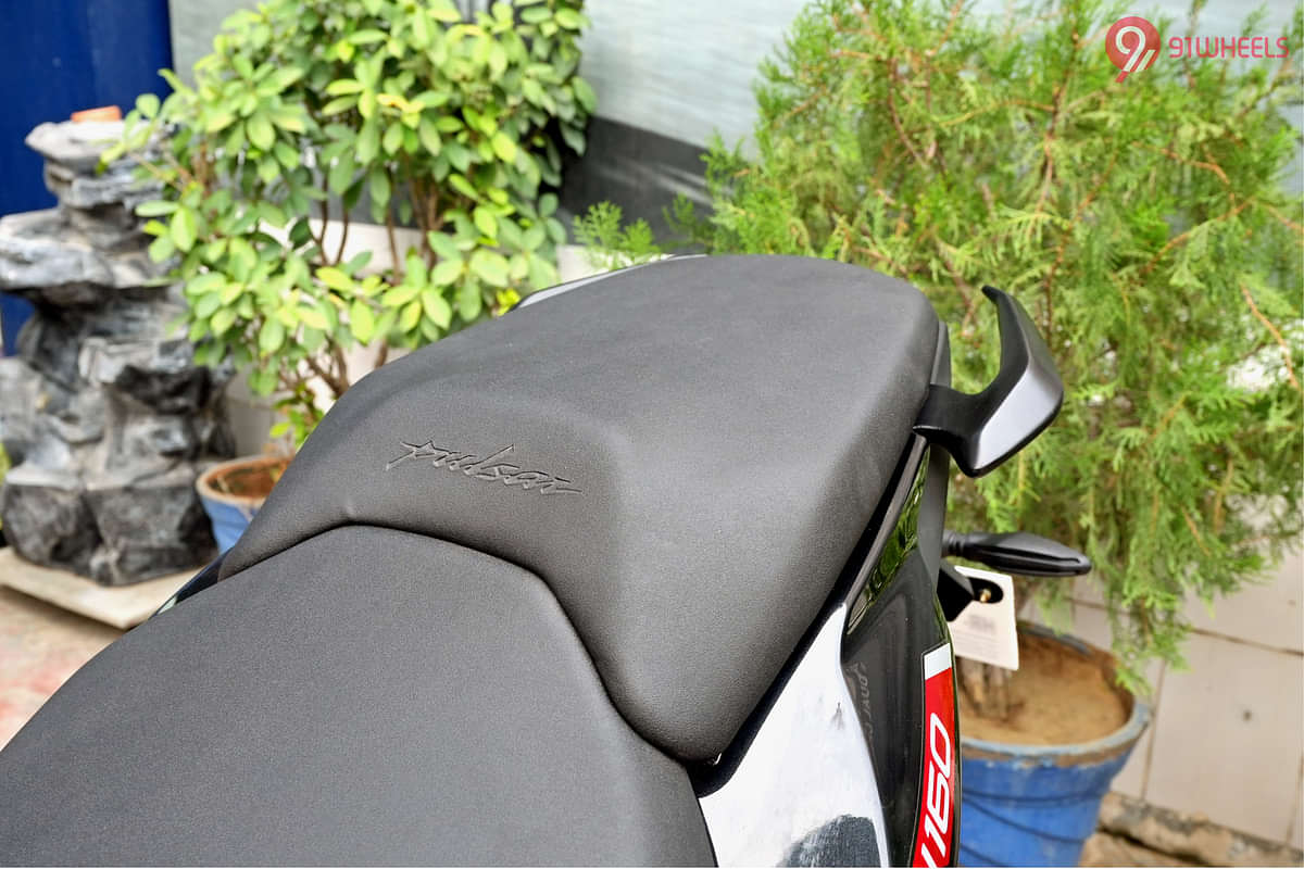 Bajaj Pulsar N160 Pillion Seat