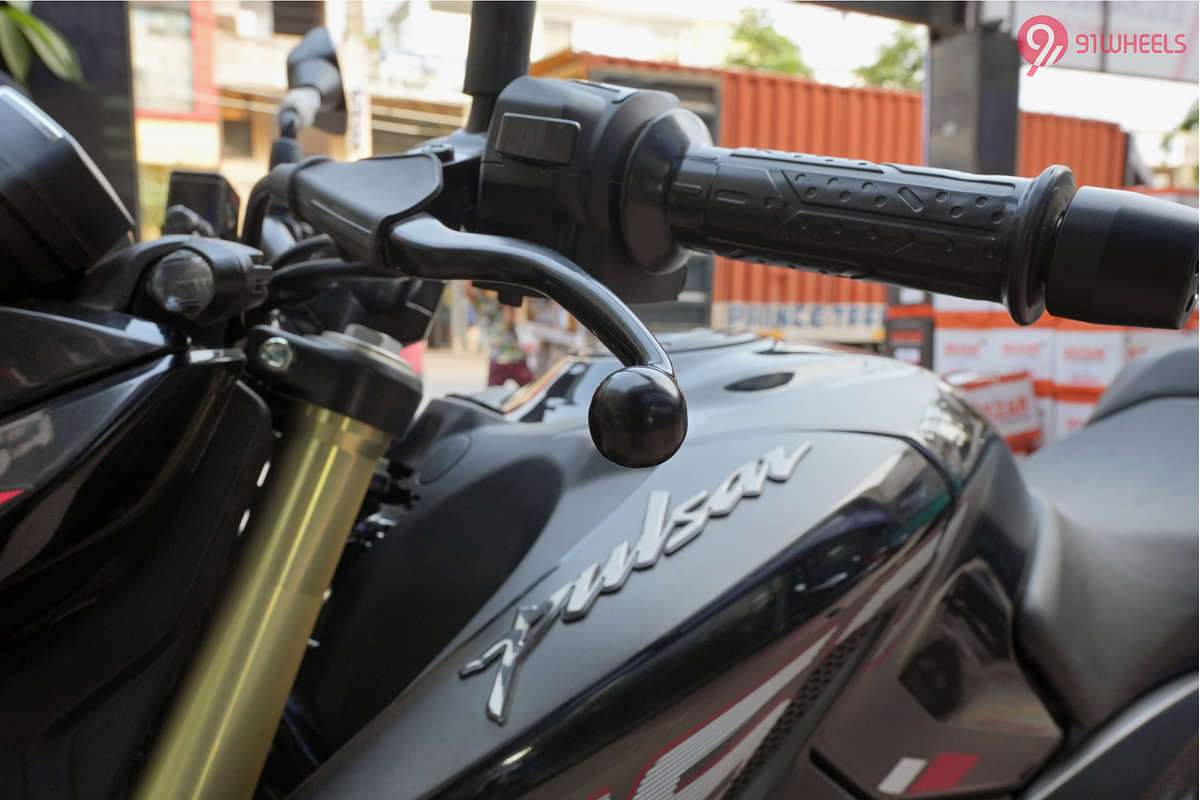 Bajaj Pulsar N160 Clutch lever