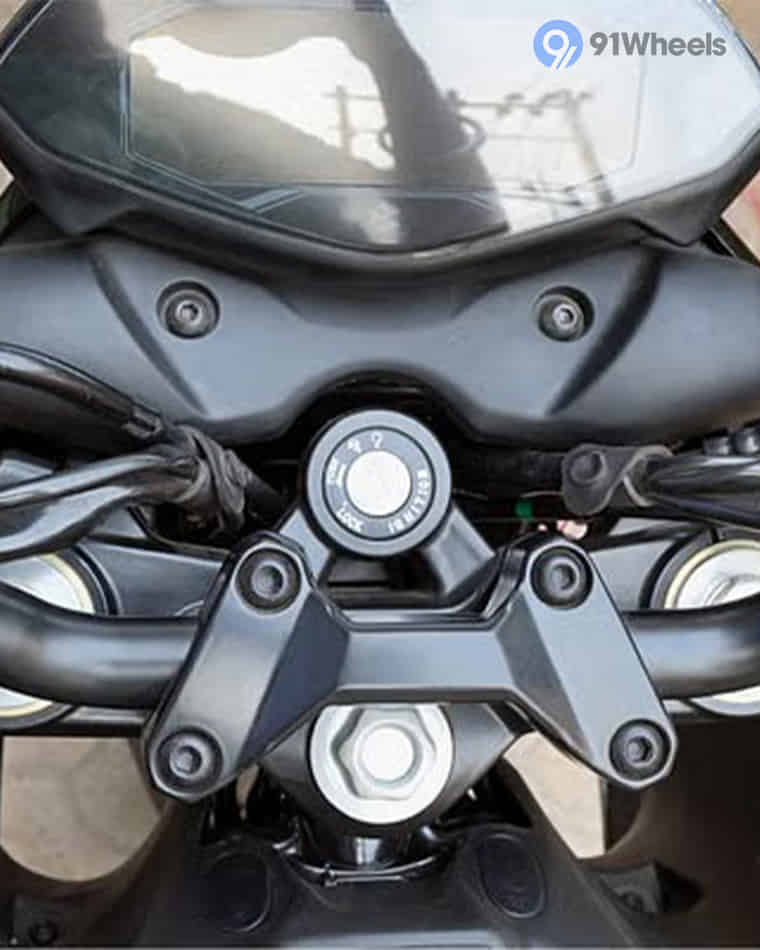 Handlebar & Console Area - 7