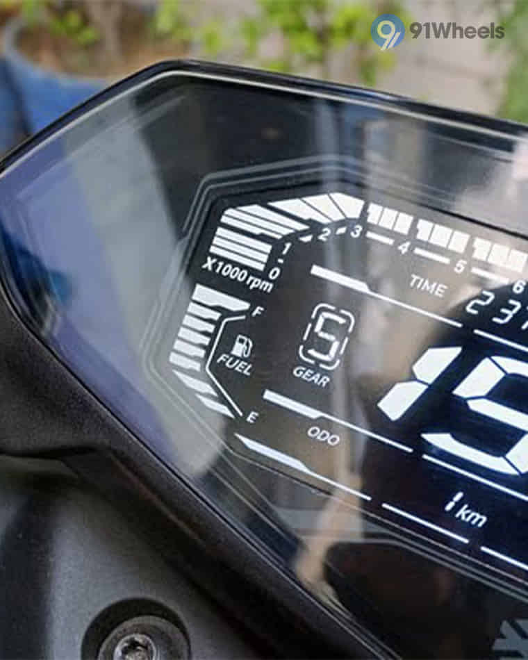 Handlebar & Console Area - 13