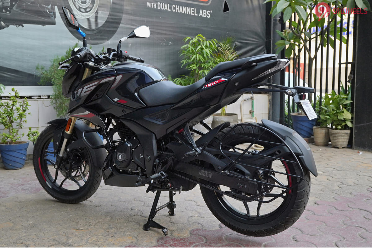 Bajaj Pulsar N160 Left Rear Three Quarter Bajaj Pulsar N160 Left Rear Three Quarter