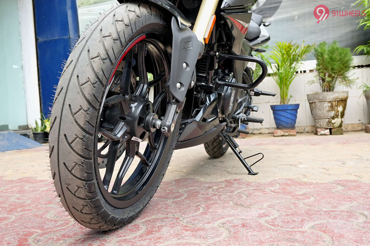 Bajaj Pulsar N160 Front Tyre