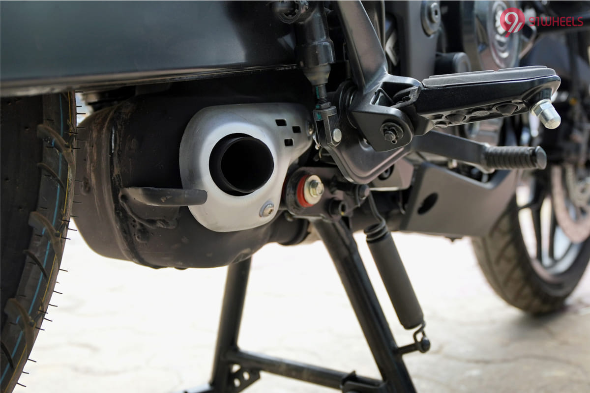 Bajaj Pulsar N160 Silencer/Muffler Bajaj Pulsar N160 Silencer/Muffler