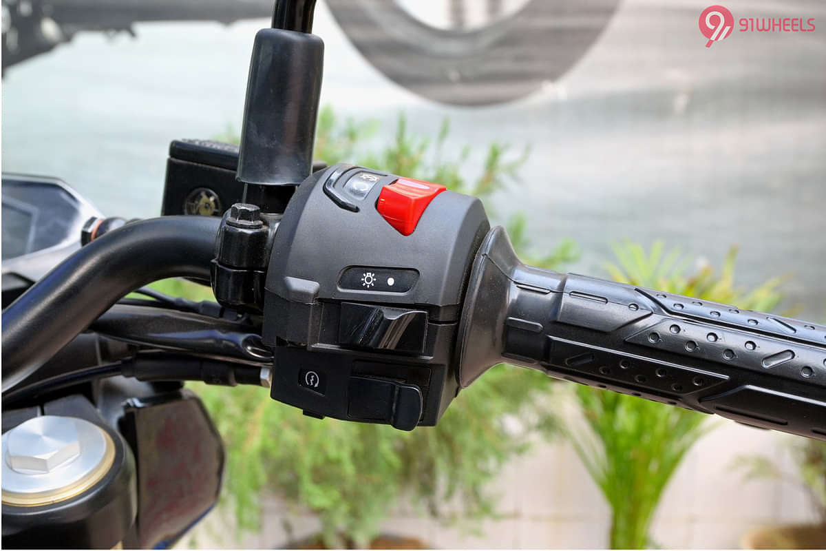 Bajaj Pulsar N160 Multifunction Switchgear Right