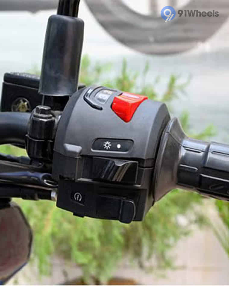 Handlebar & Console Area - 5