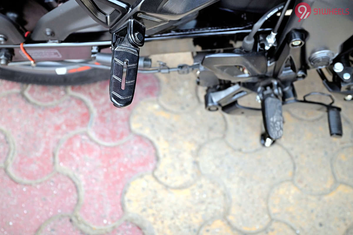 Bajaj Pulsar NS 125 Pillion Footrest