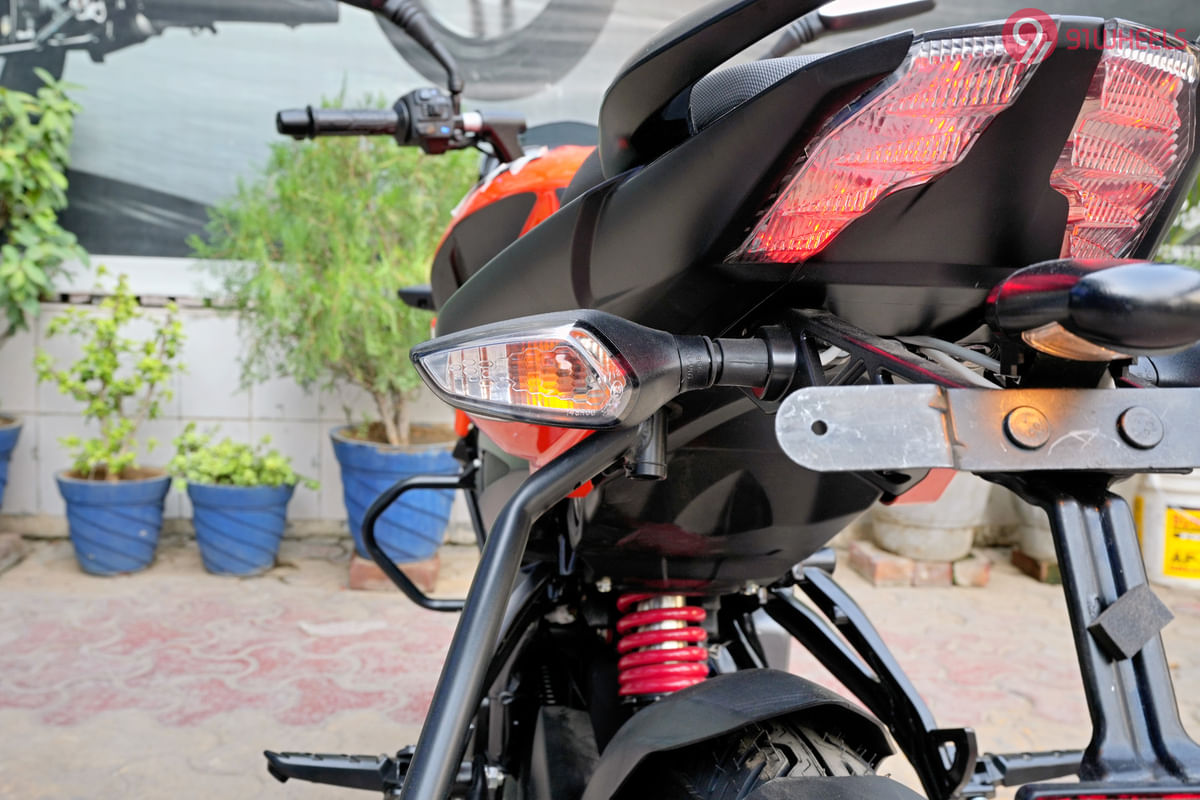 Bajaj Pulsar NS 125 Rear Turn Indicators