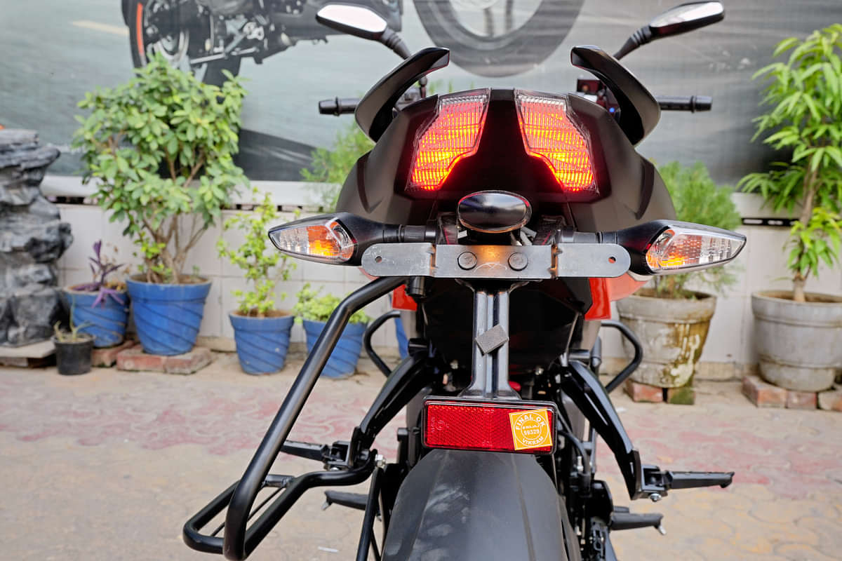 Bajaj Pulsar NS 125 Tail Light