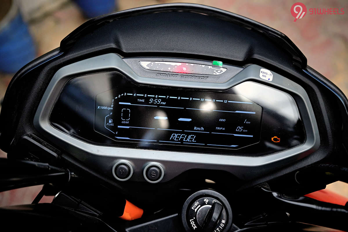 Bajaj Pulsar NS 125 TFT / Instrument Cluster