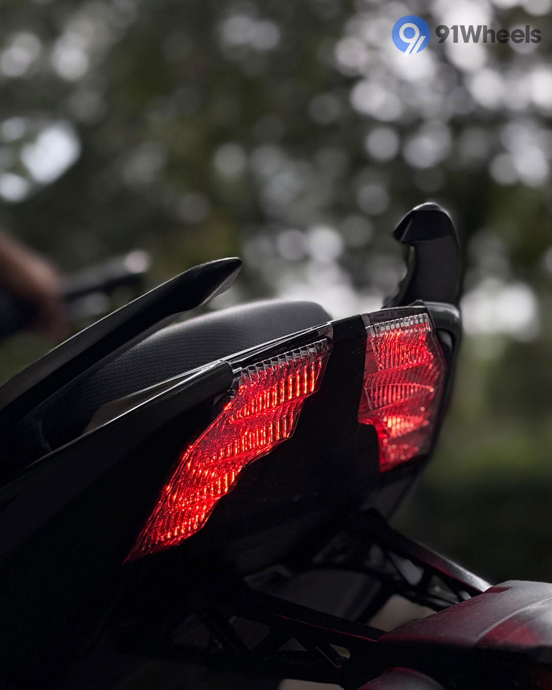 Lighting & Mirrors - 7