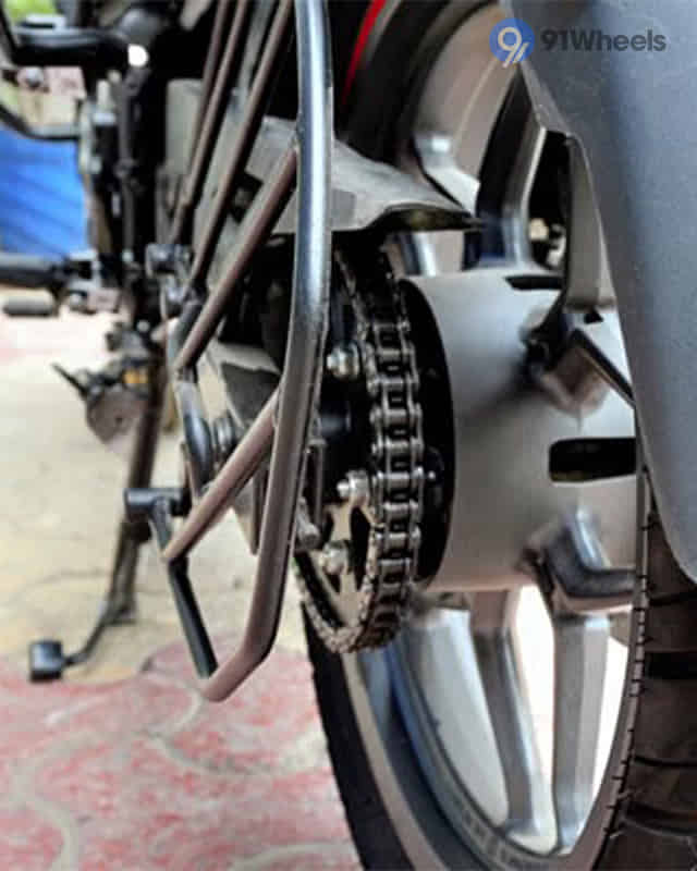 Pulsar NS160 Chain Cover