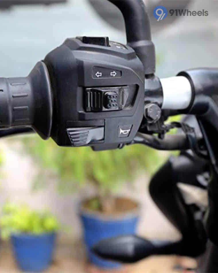 Handlebar & Console Area - 10