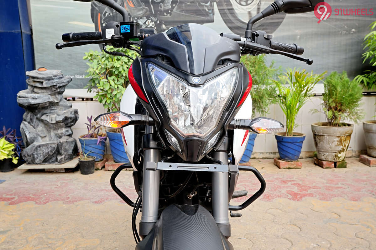 Bajaj Pulsar NS160 Head Light