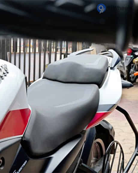 Pulsar NS160 Bike Seat