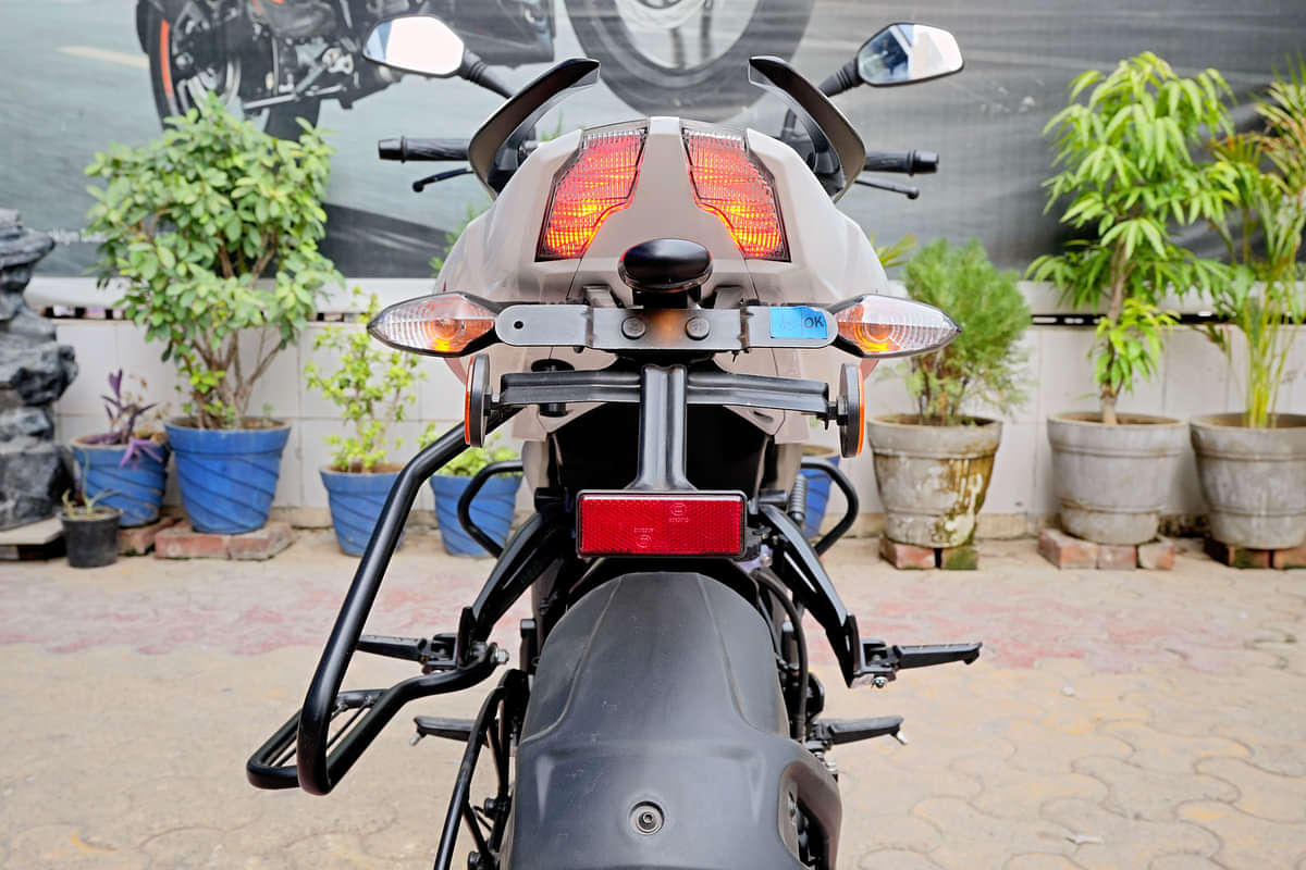 Bajaj Pulsar NS160 Rear Reflex Reflector