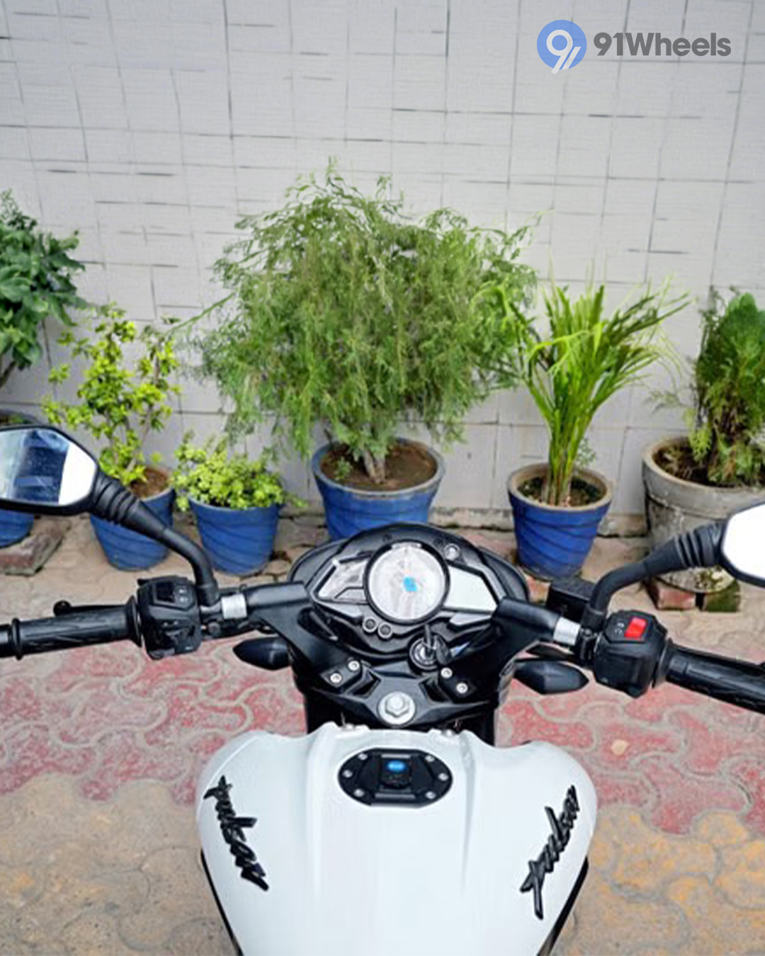 Bajaj Pulsar NS160 image