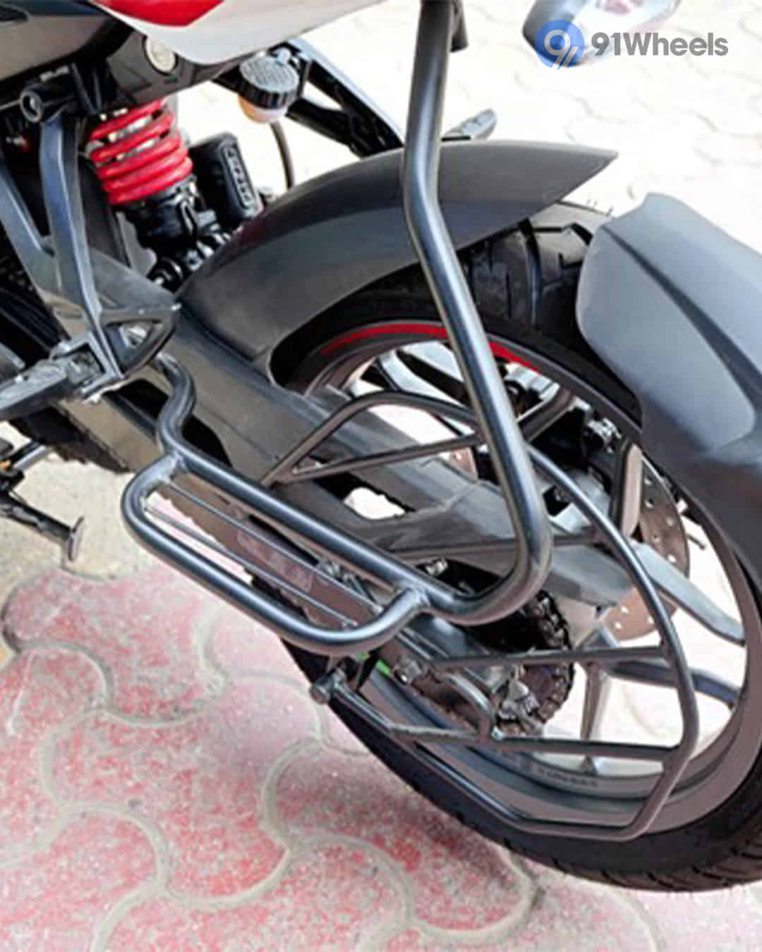 Rear Suspension Spring Preload Setting