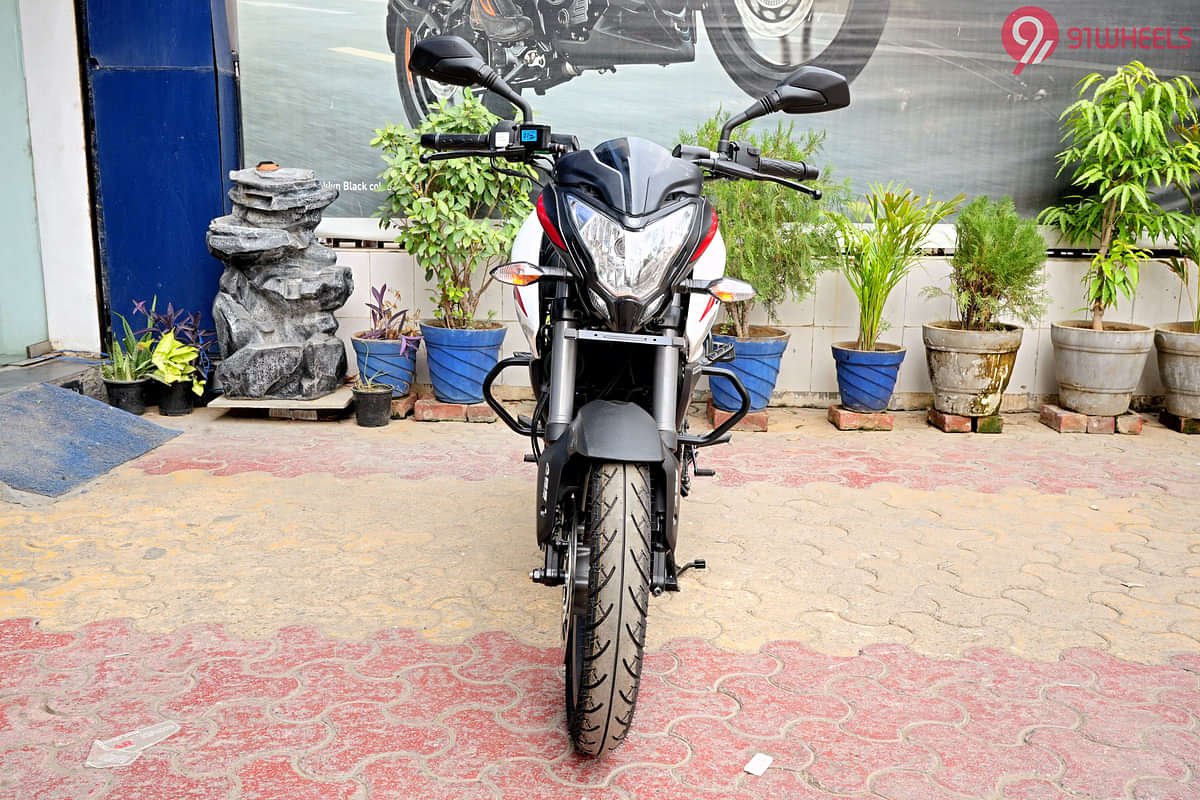 Bajaj Pulsar NS160 Front View