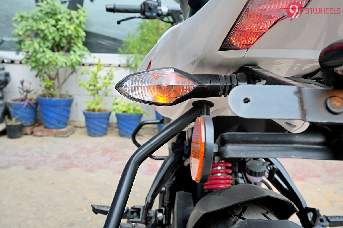 Bajaj Pulsar NS160 Rear Turn Indicators